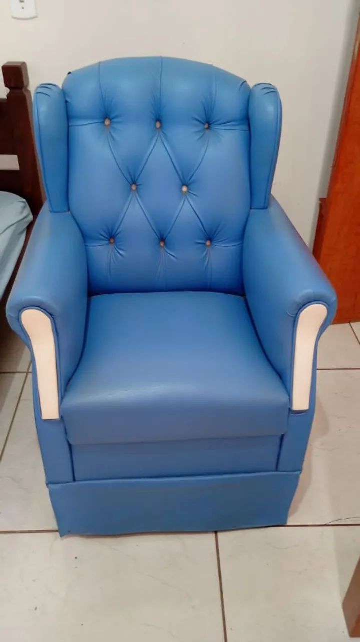 Vende-se poltrona