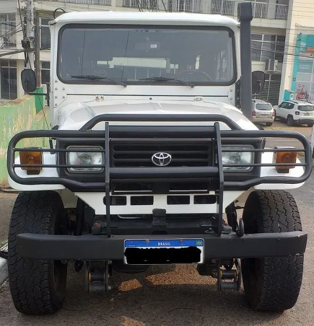 Toyota Band.Jipe Band.Jipe Cap.de Aço Chas. Curto Diesel 1998