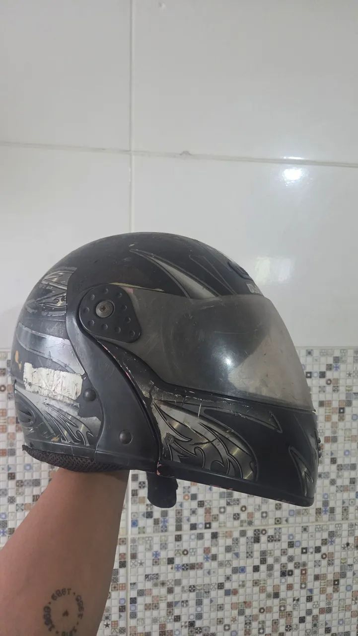 Capacete moto