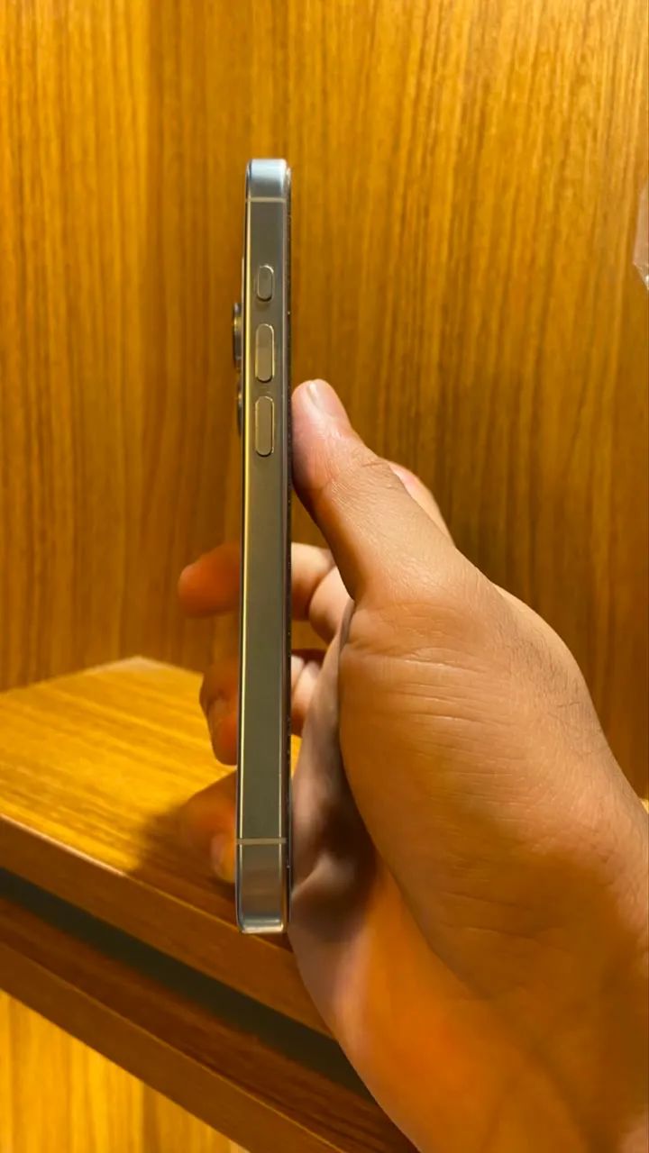 iPhone 16 PRO -512G Semizero - Foto 4