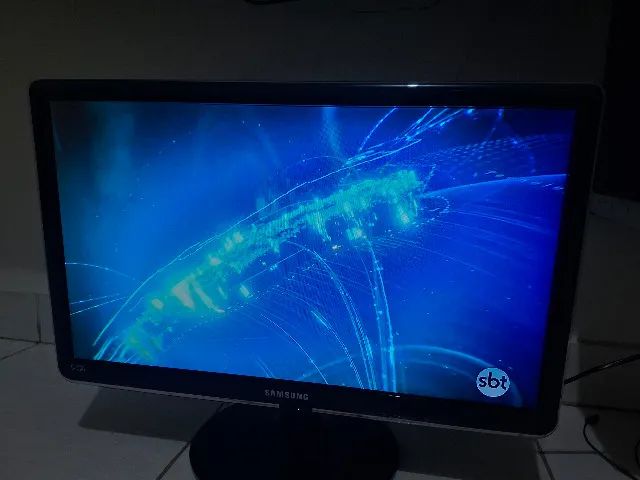 TV LED 24 Polegadas TV Digital e Monitor 2 HDMIs 1 USB PC-IN LT24A350 Otimo estado - Foto 2