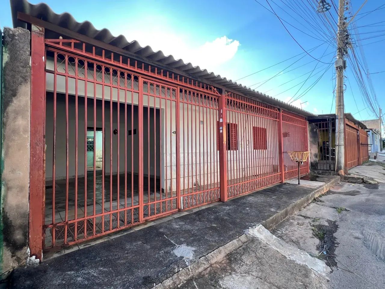 VENDO CASA COM 2 QUARTOS NA QNP 15 DO P NORTE - Foto 2