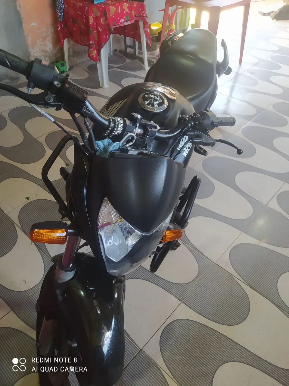 Cb 300R Preta