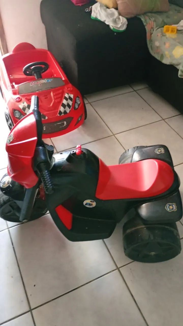 Moto elétrica infantil 