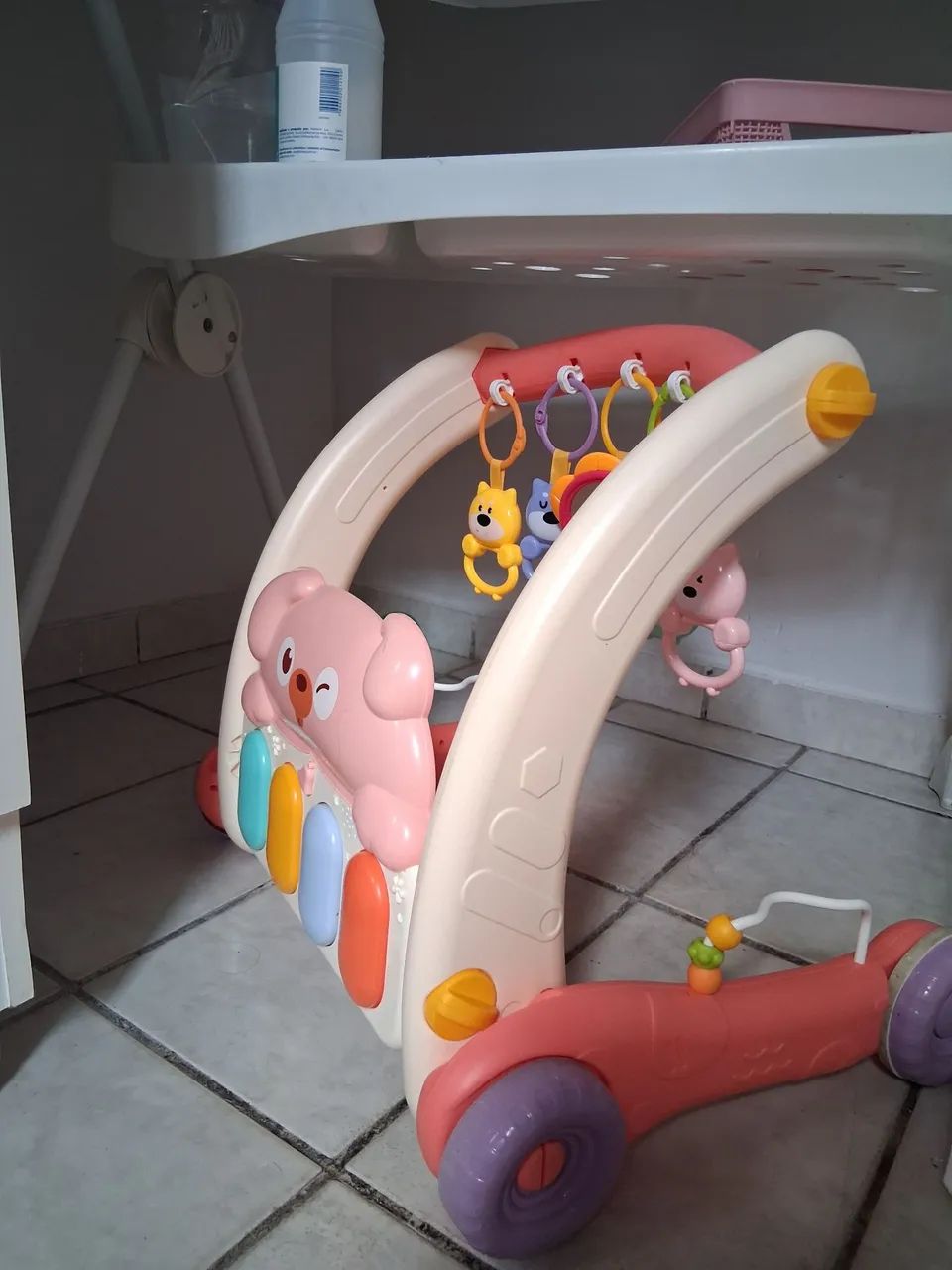 Andador/Empurrador de bebê  - Foto 2