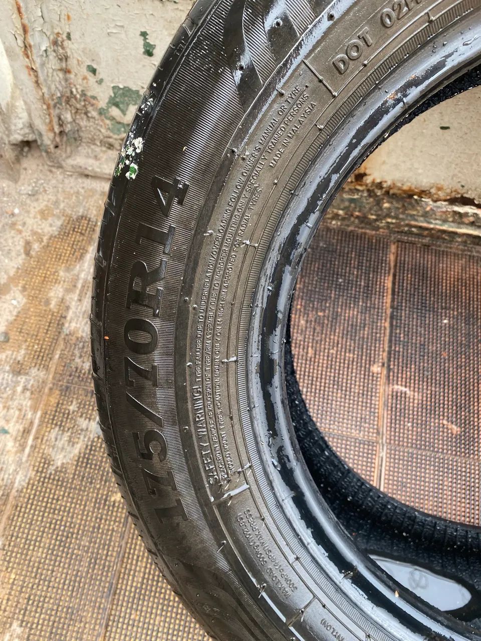 Peneu para carro - Foto 5