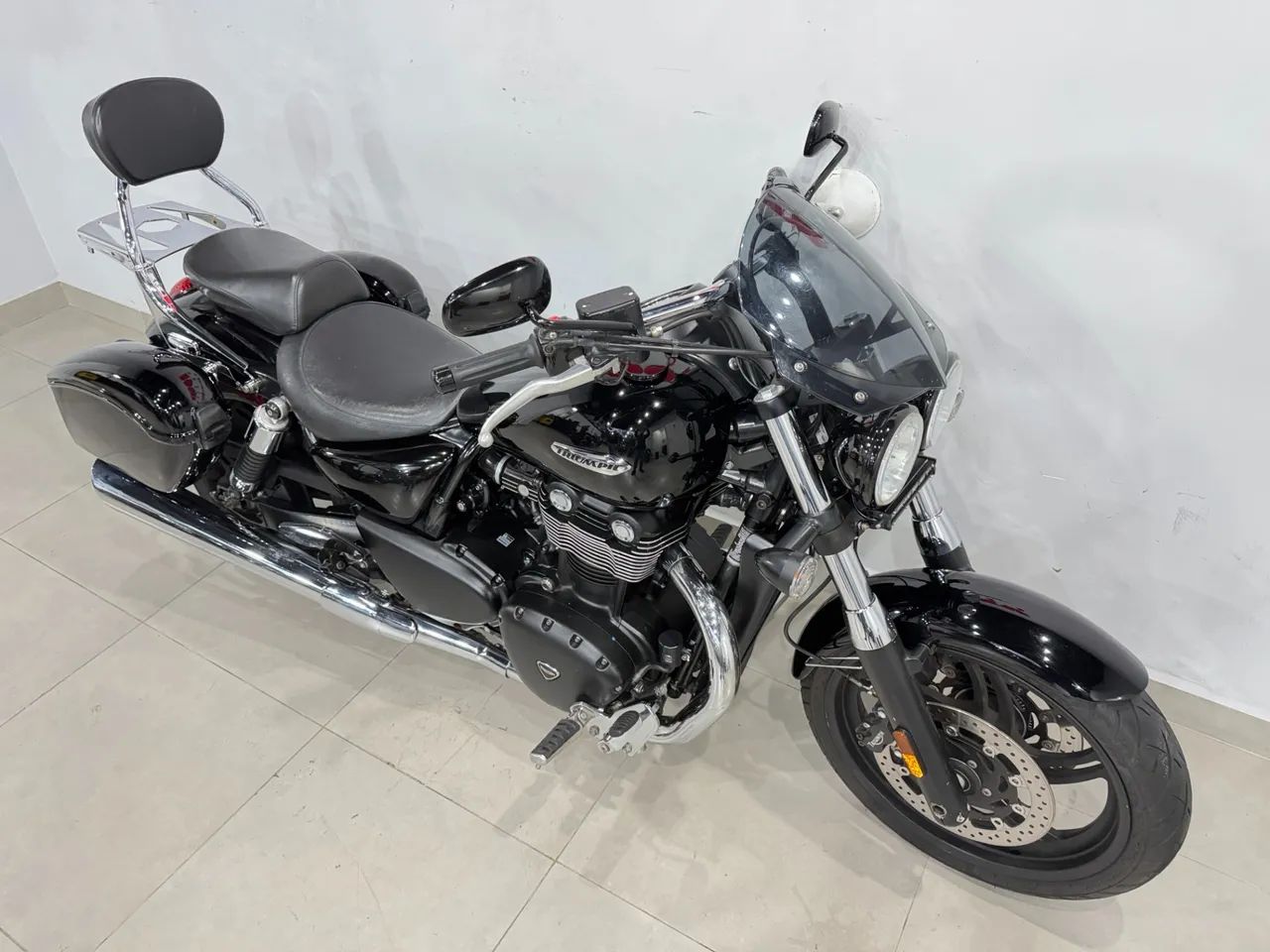 Triumph THUNDERBIRD 1700 STORM - Foto 3