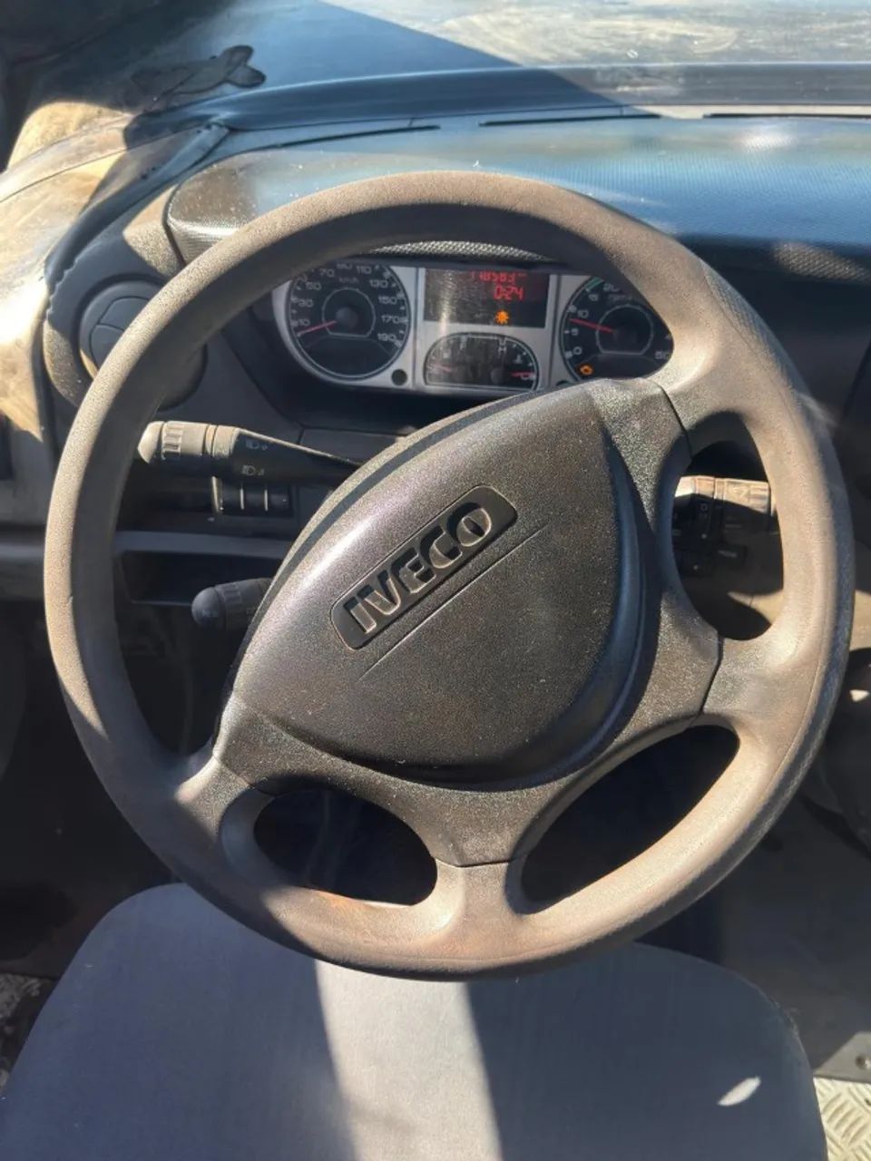 Micro ônibus Iveco City Class 70c17 ano 2014, - Foto 8