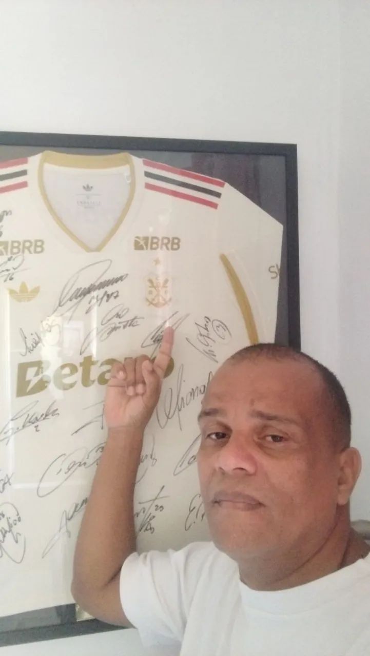Camisa autografada do Flamengo 2025 - Foto 2