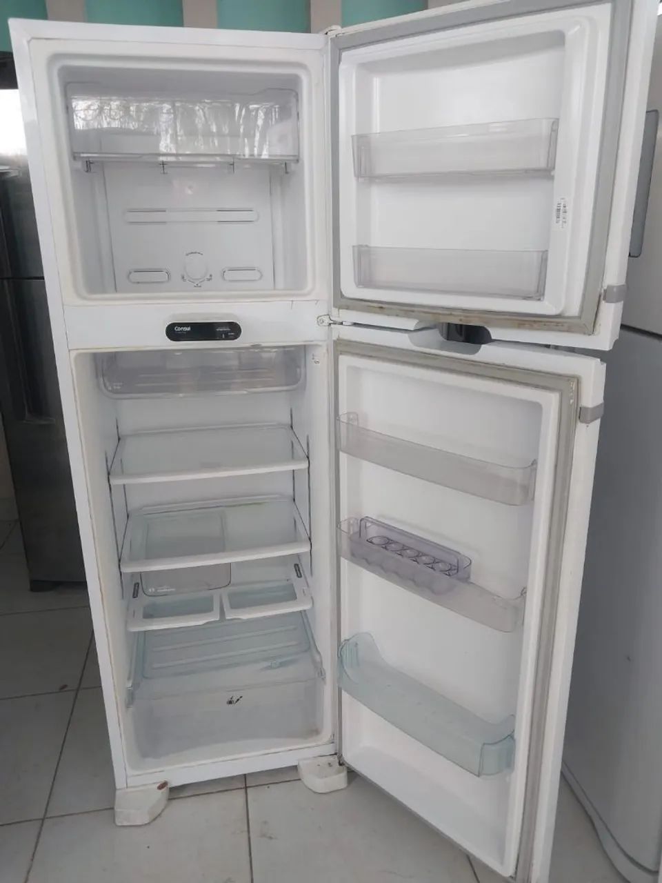 Vendo geladeira Consul bem estar  - Foto 4