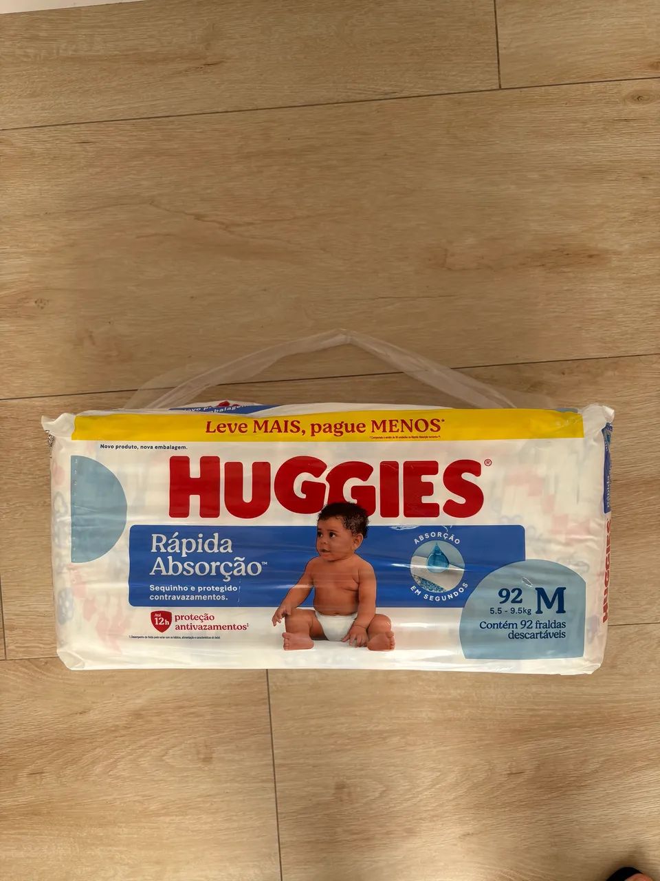 Fralda Huggies Rápida Absorção M - 92 unidades