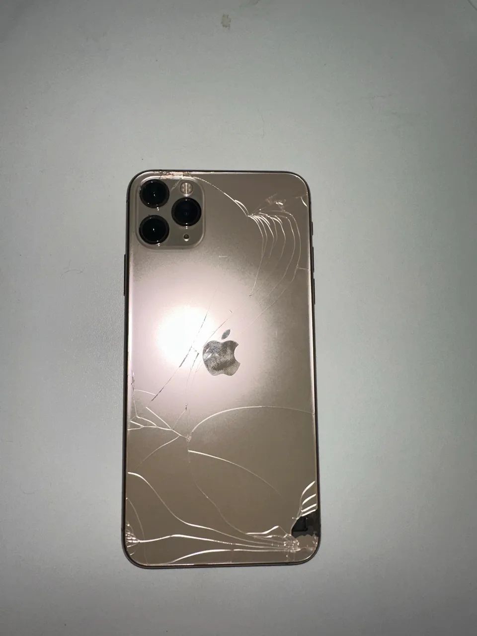 iPhone 11 PRO MAX - Foto 4