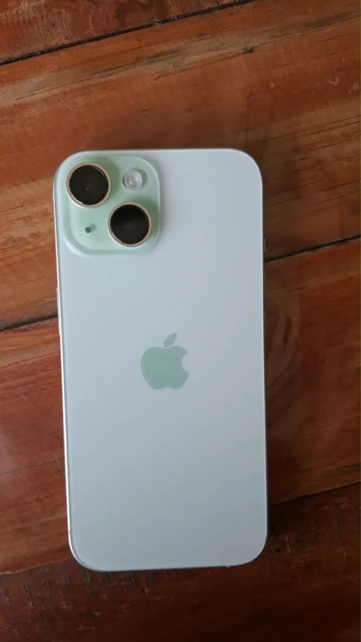VENDO IPHONE 15 VERDE 3000$/ou samsung S