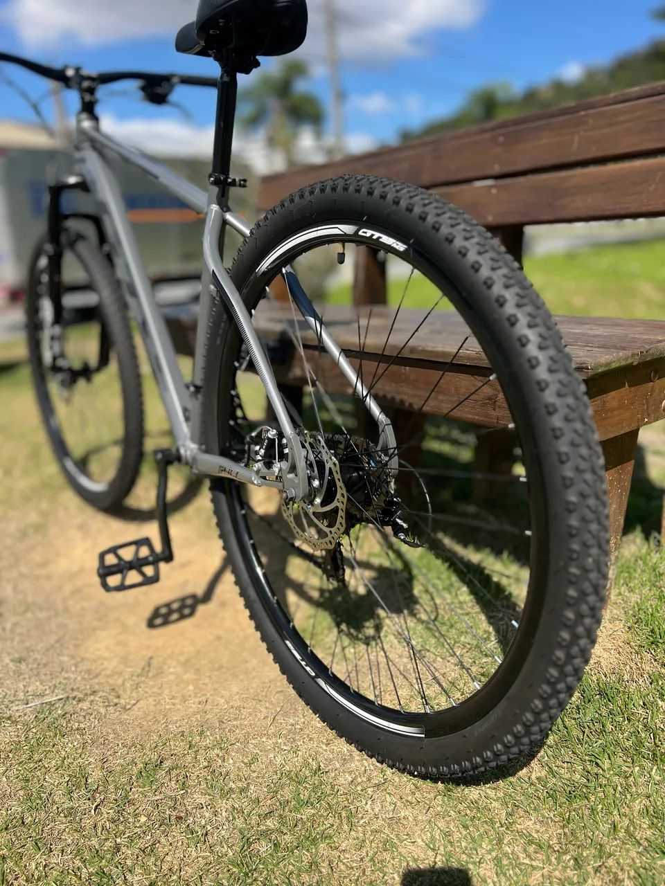 Bicicleta aro 29 quadro 19 - Foto 4