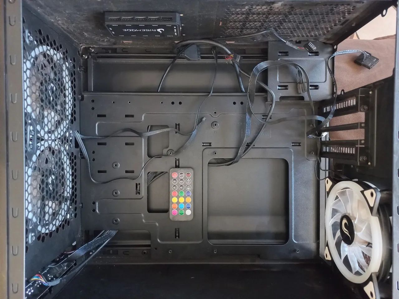 Cpu para placa mãe Atx e mtx com 3 coolers e controladora - Foto 4
