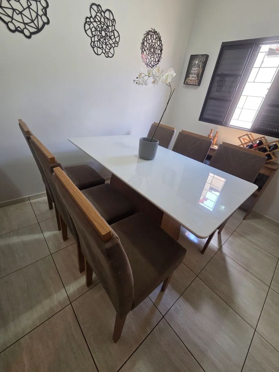 Mesa de Jantar com 6 cadeiras