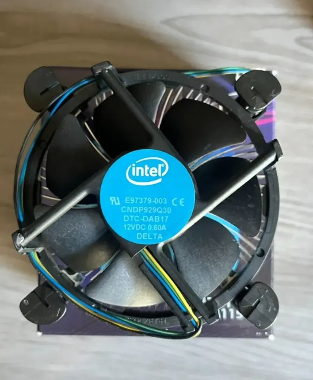 Processador Intel Core i3-8100 + Cooler (8ª Geração) - LGA 1151