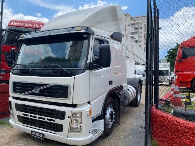 VOLVO FM 370 4X2 AUTOMÁTICO 2010 - Foto 3