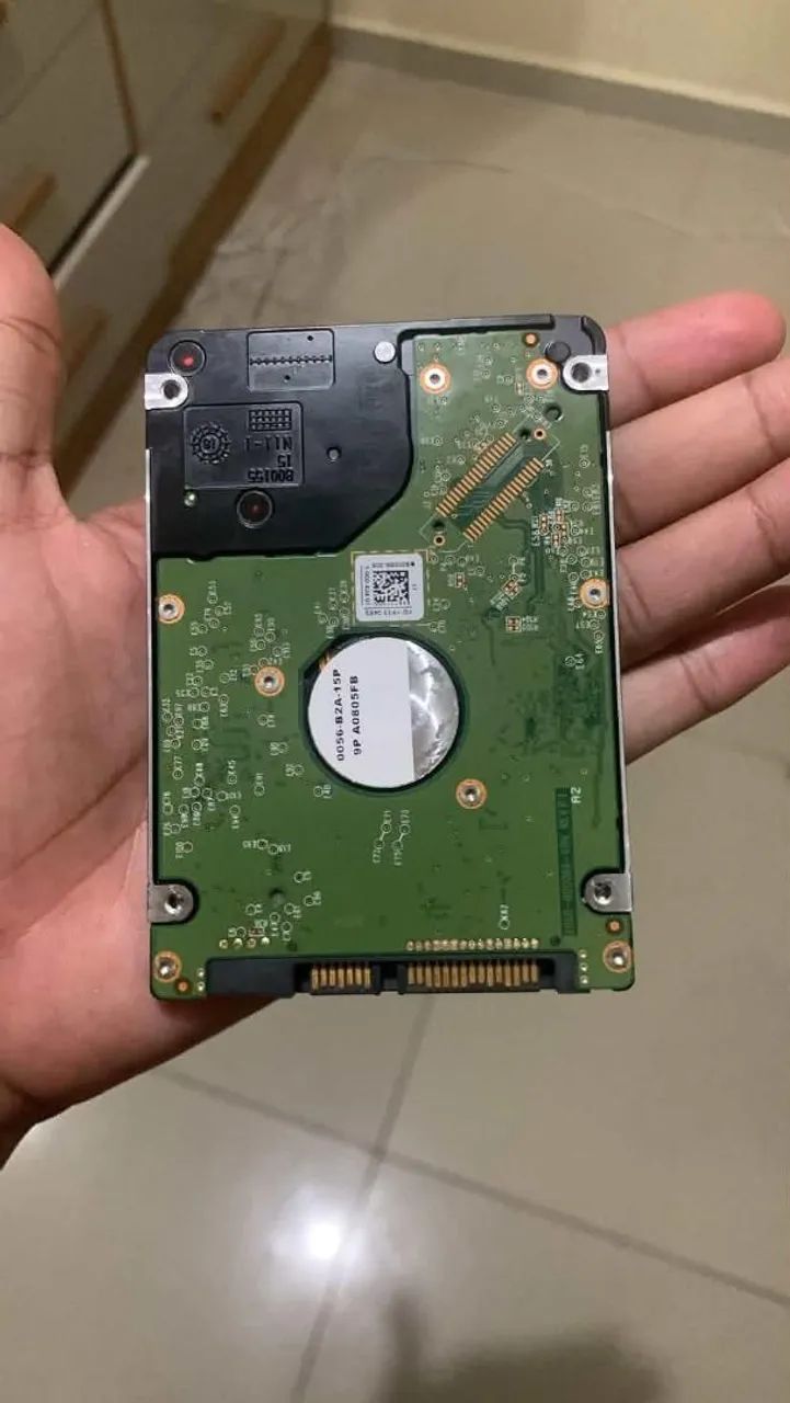 PLACA DE 1TB E PEÇAS DO NOOTEBOOK EM BOM ESTADO - Foto 4