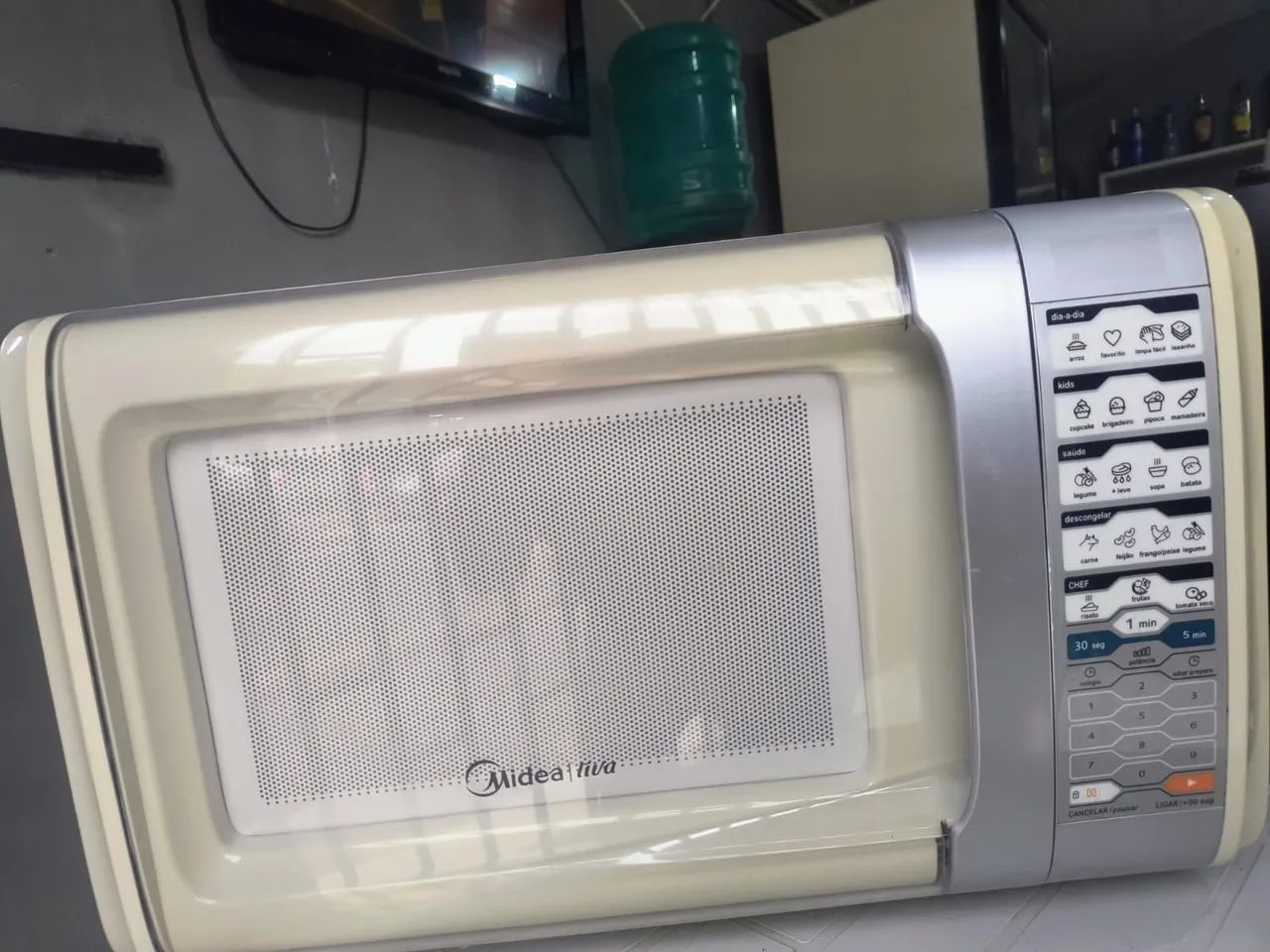 Micro-ondas Midea 30L