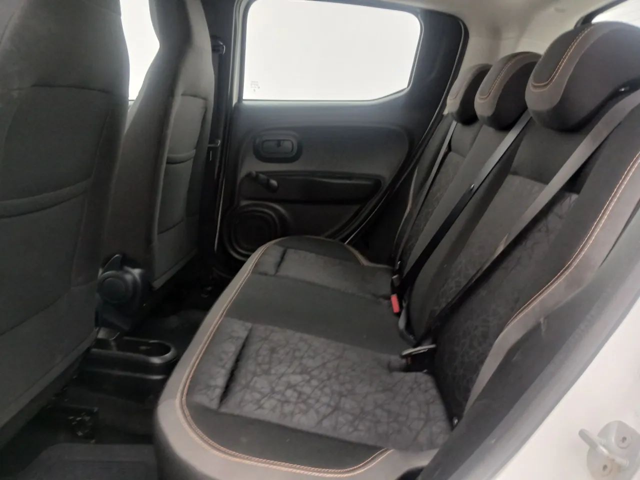 Fiat Mobi DRIVE 1.0 Flex 6V 5p, foto 17 de 18