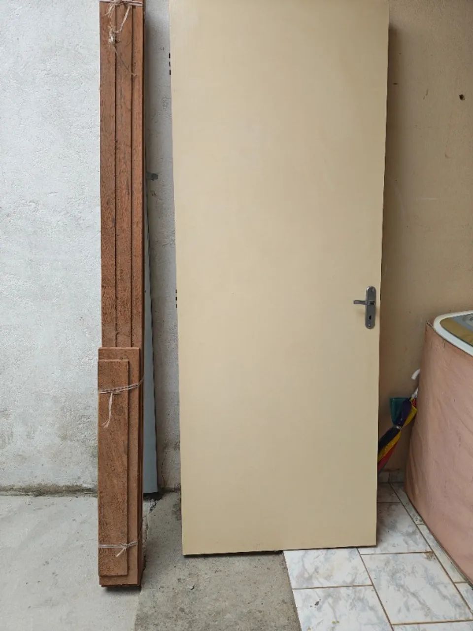 Porta e batente madeira 