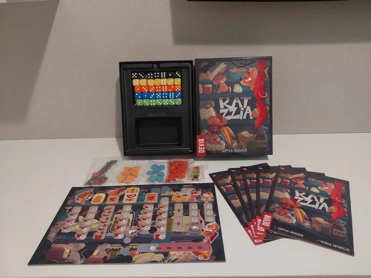 Jogo de Tabuleiro Ratzzia - Devir