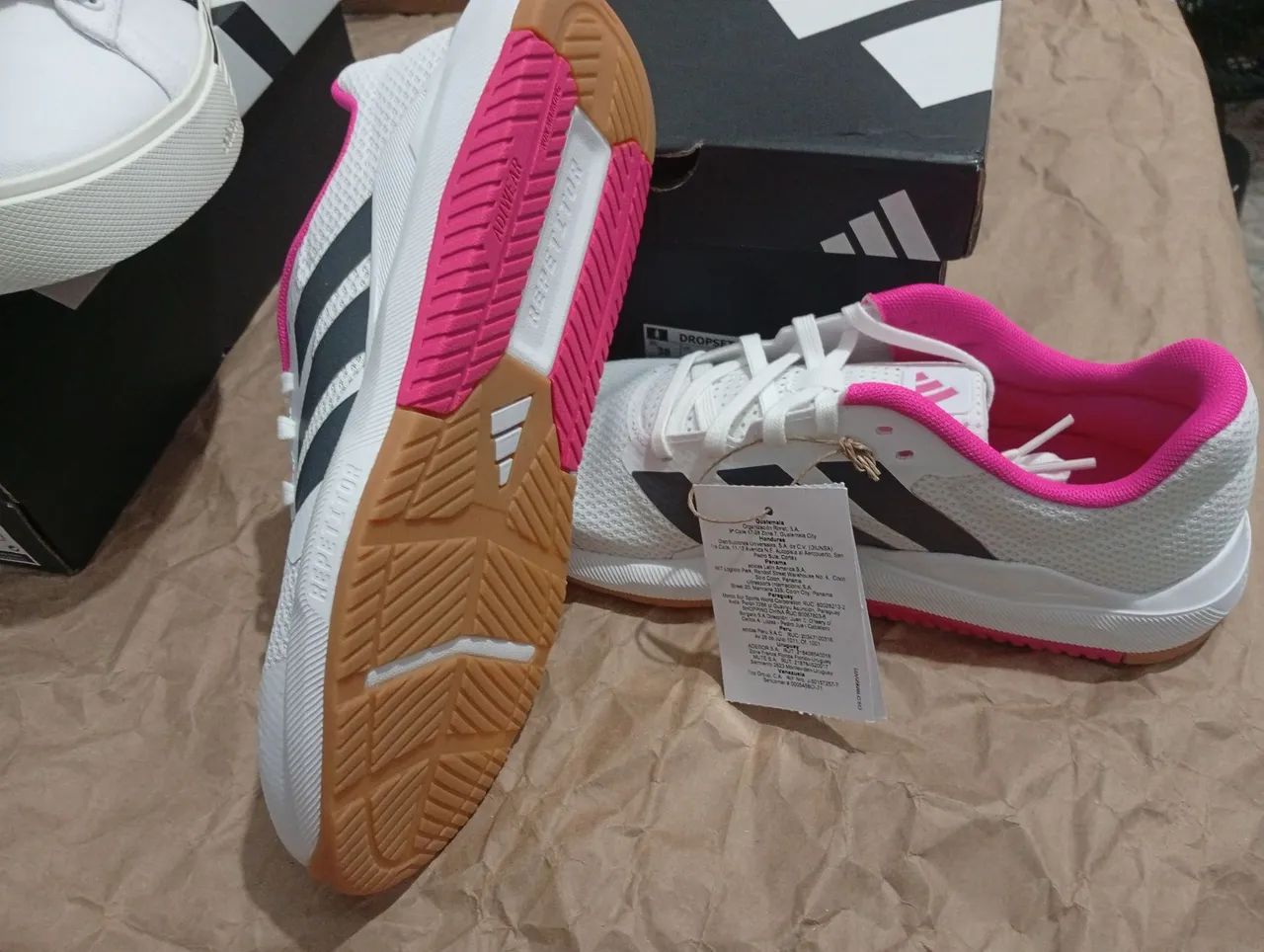 Tênis Adidas feminino - Foto 2