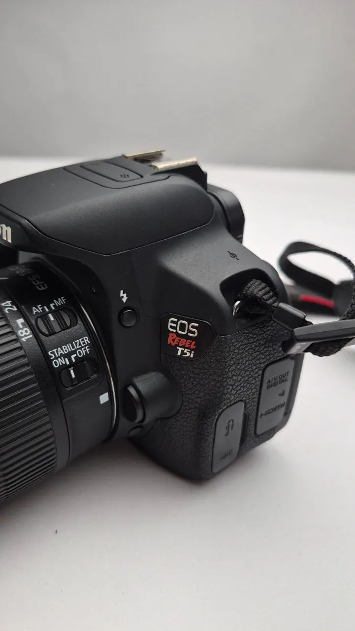 Camera Canon T5i - Foto 2