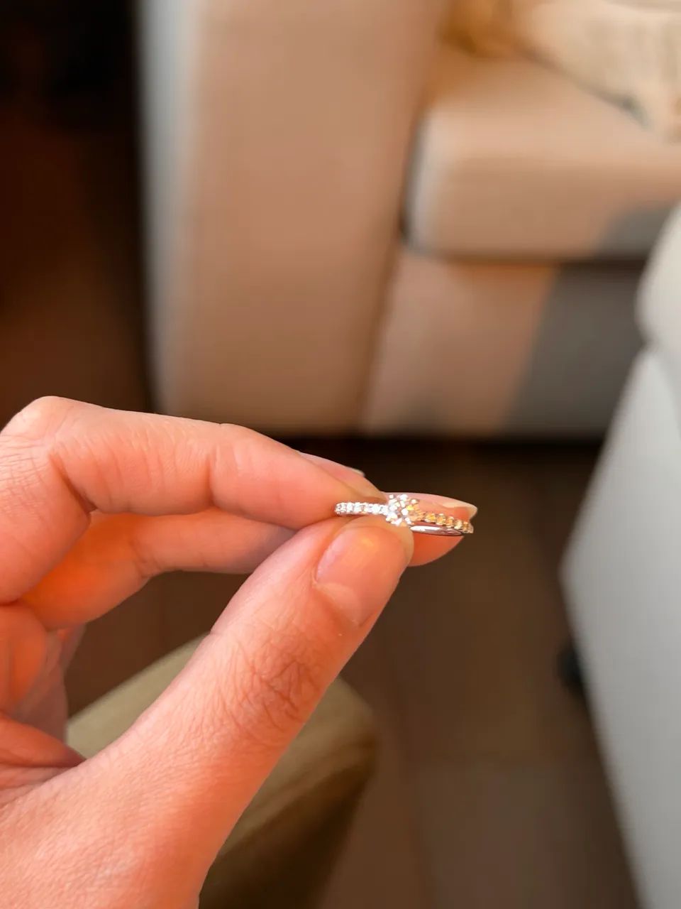 anel vivara ouro branco e diamante  - Foto 3