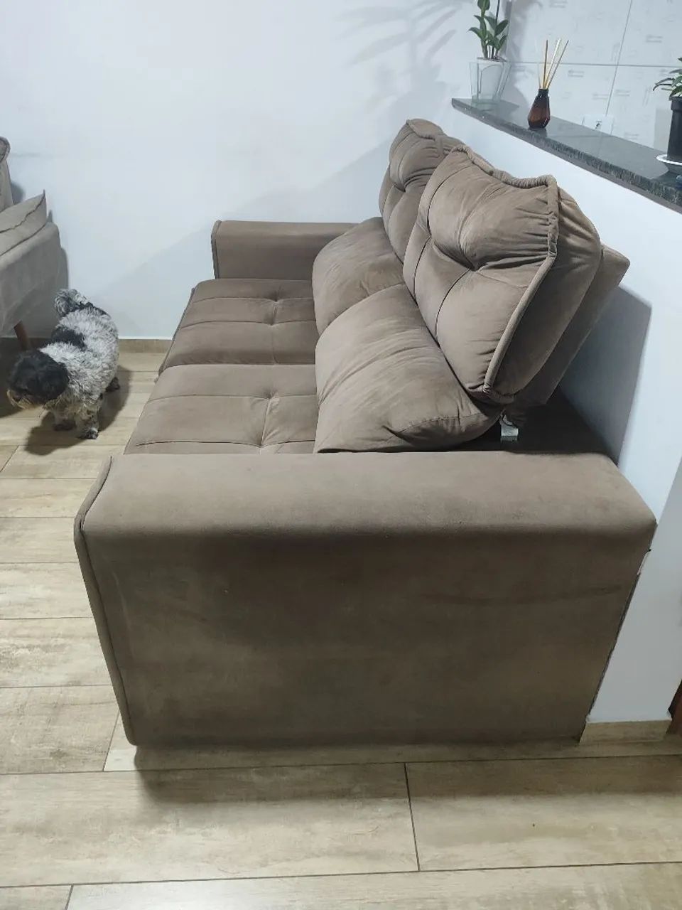 SOFÁ RETRÁTIL E RECLINÁVEL+ PAINEL COM RACK - Foto 4