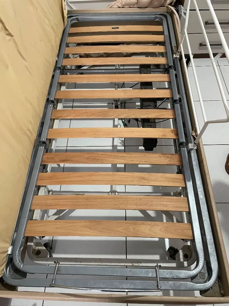 Cama hospitalar regulavel automática  - Foto 3