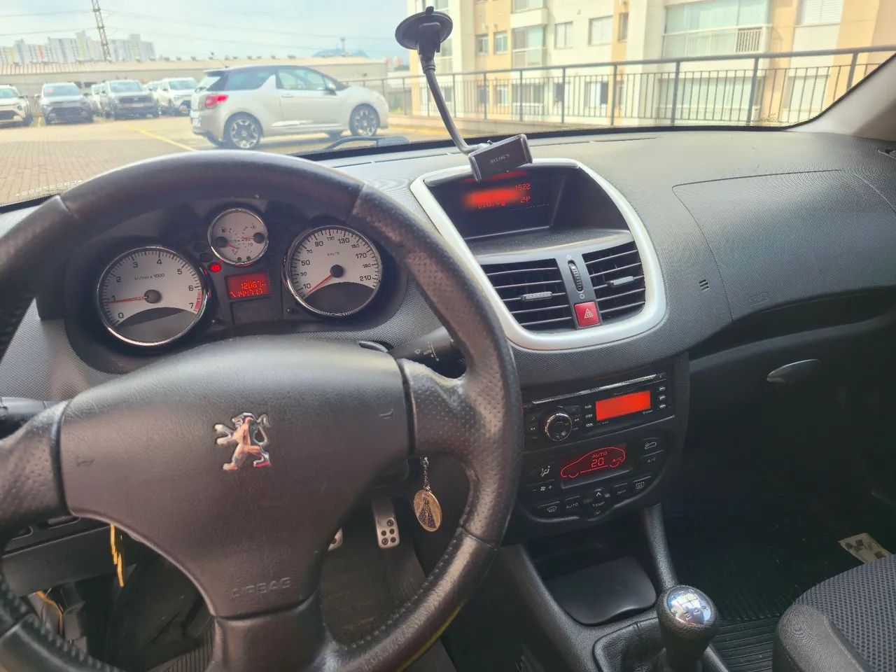 Peugeot 207 XS 1.6 Flex 16V 5p, foto 11 de 11