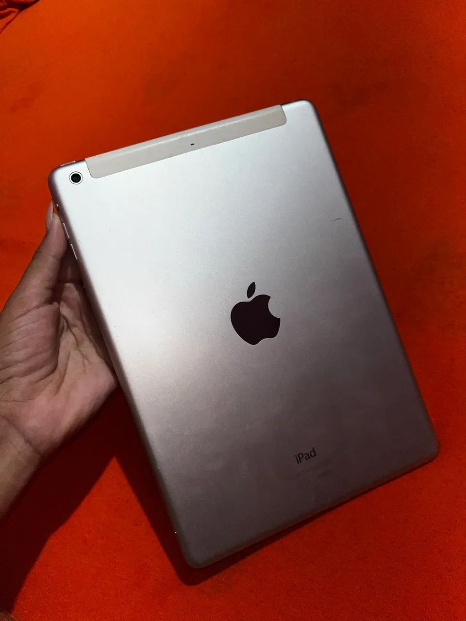 Vendo iPad 11 de 64gigas