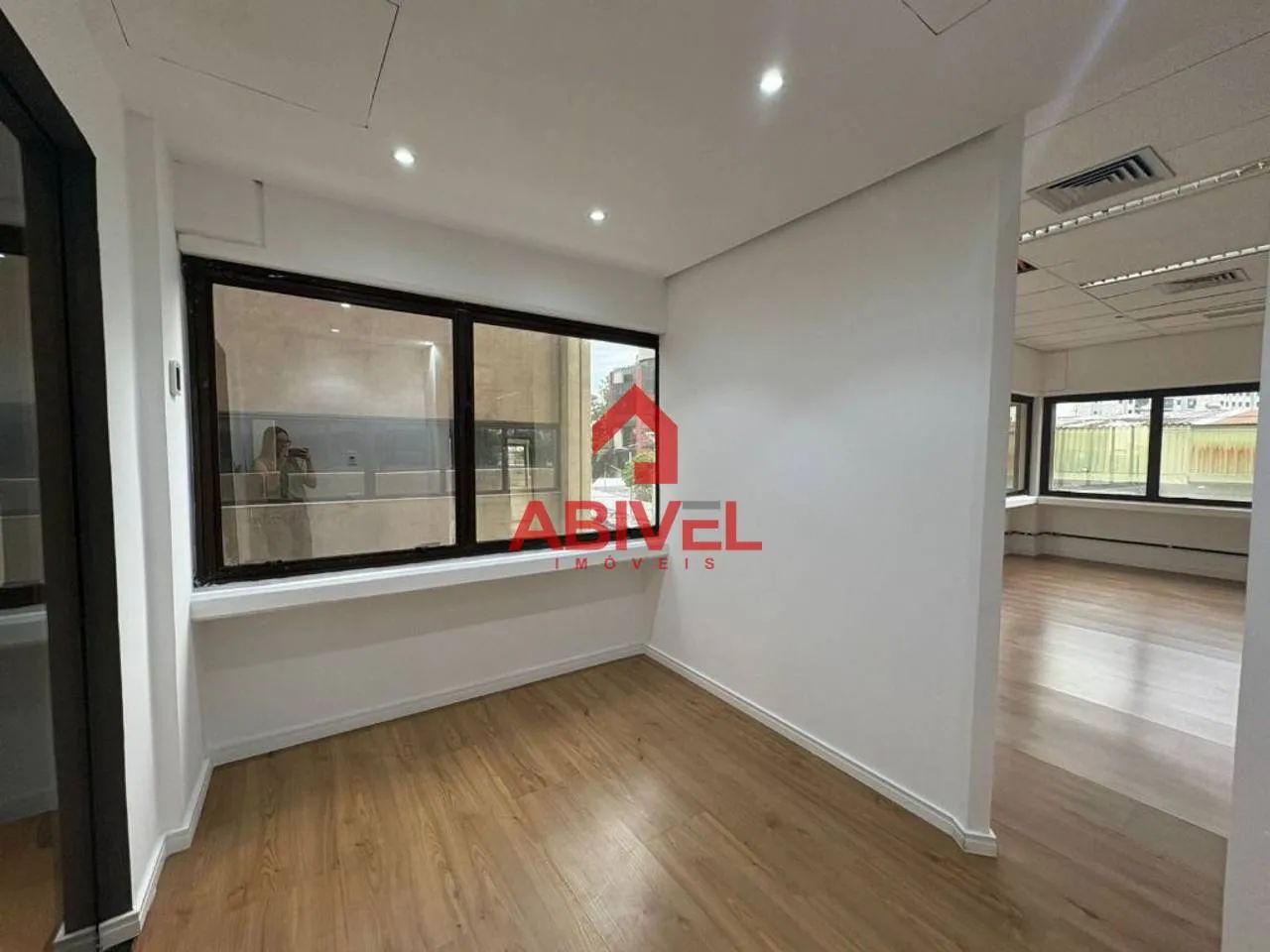 Sala Comercial 175m² com Divisões no West Tower I - Água Branca - Foto 3
