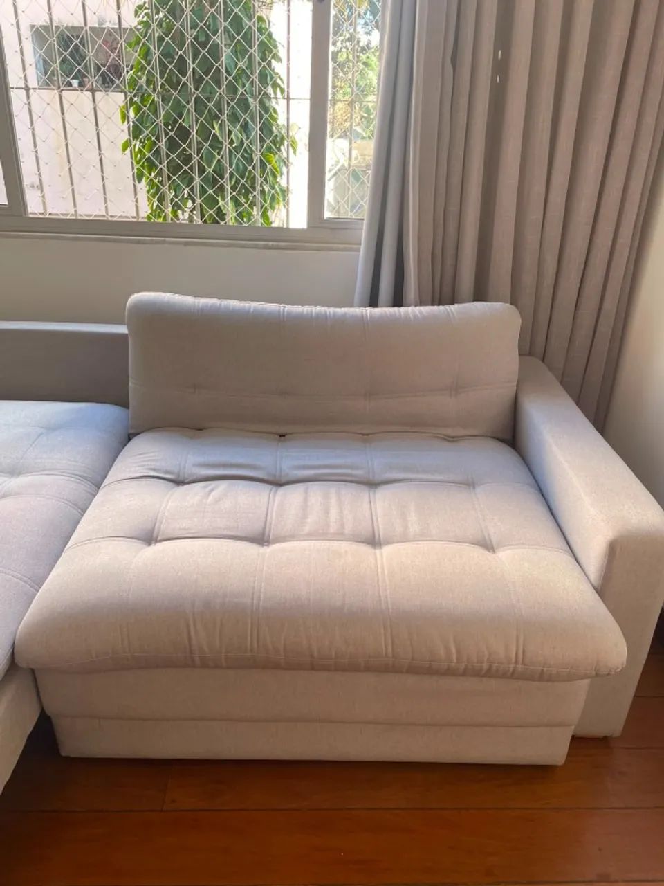 Sofá Retrátil 4 Lugares 2,50m Impermeabilizado - Excelente estado - Foto 4