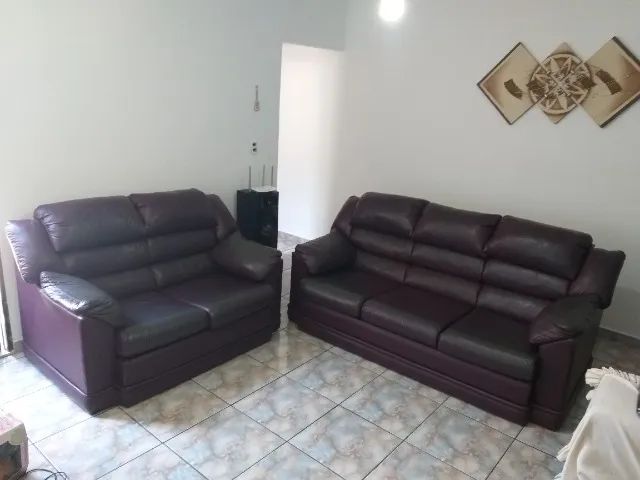 Sofa de Couro Luxuoso 2 e 3 Lugares Conjunto Completo