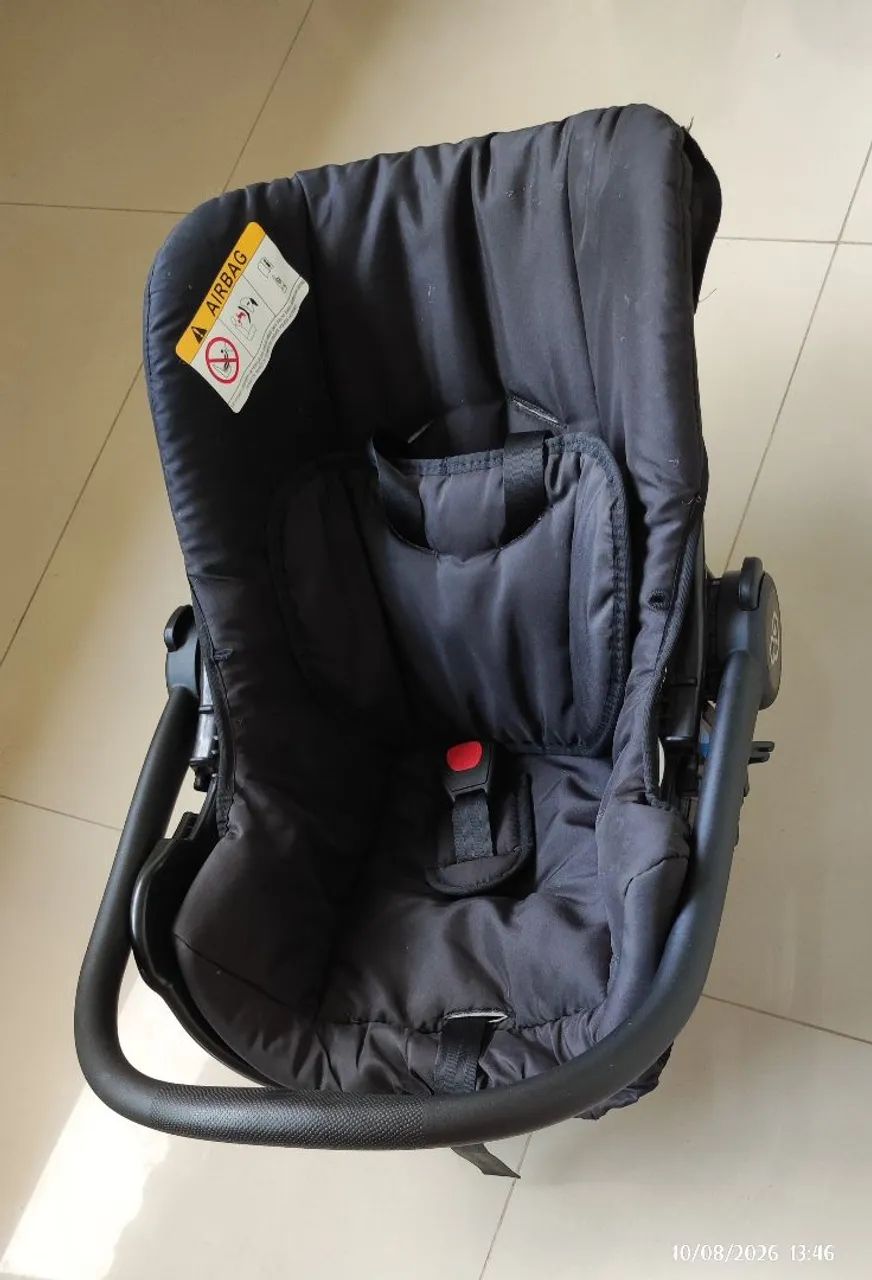 Bebê conforto + cadeira de balanço