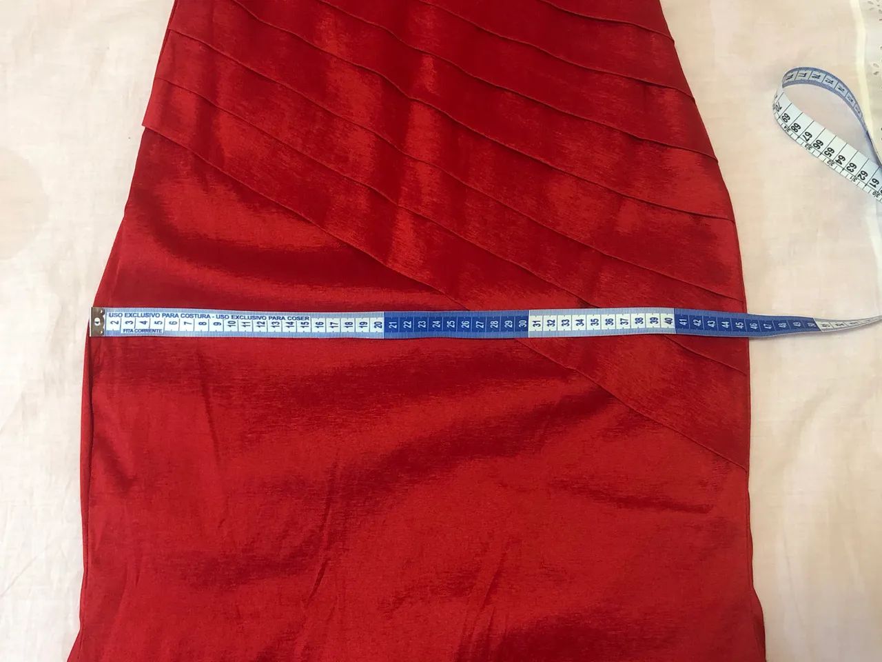 Vestido vermelho tomara que caia - Foto 4