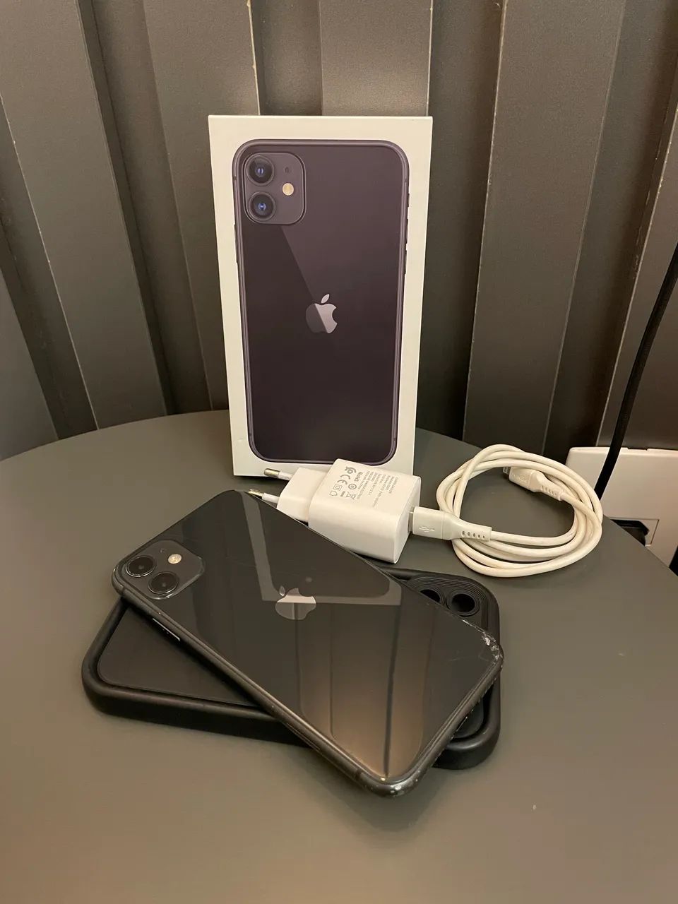 ? iPhone 11 64GB ?85%