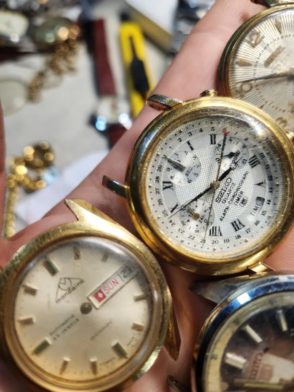 LOTES DE 6 RELÓGIOS PARA PEÇAS OU RESTAURAÇÃO  - Foto 3