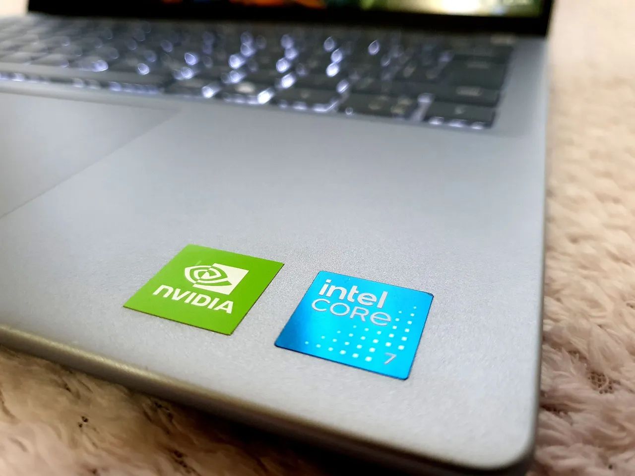 Notebook Dell Inspiron 14. Intel Core 7. 32gb Ram . Nvidia Geforce Mx570. Ssd 512gb. - Foto 3
