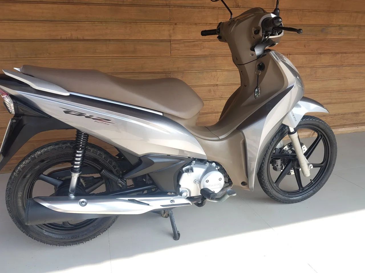 Moto de extremo cuidado, abaixo da Fipe.