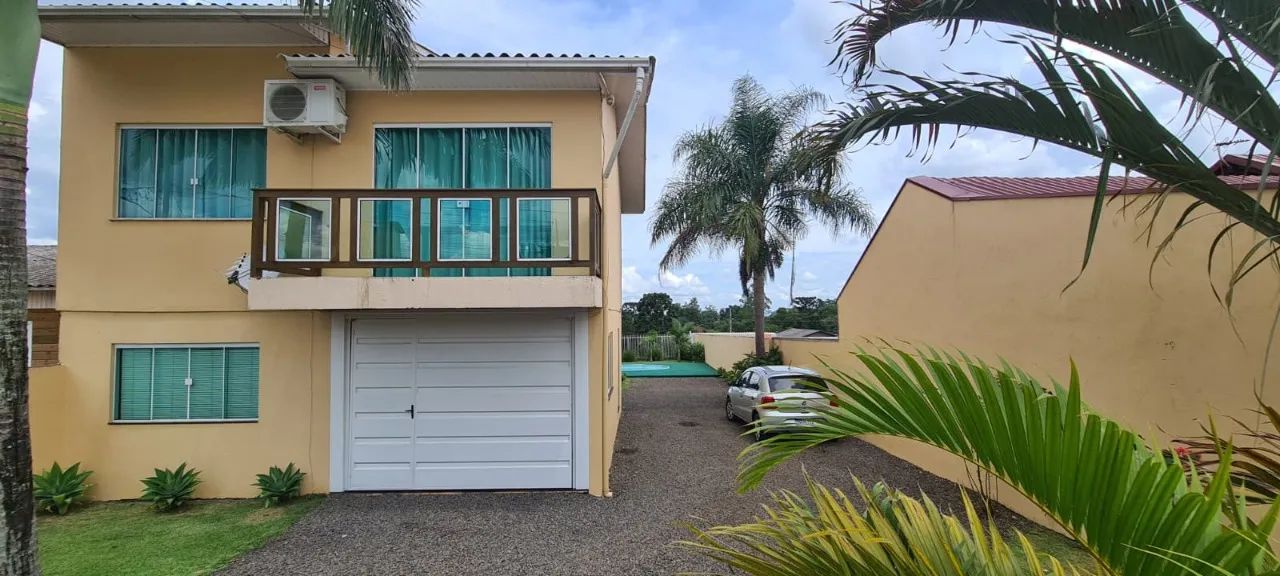 Casa em condomínio