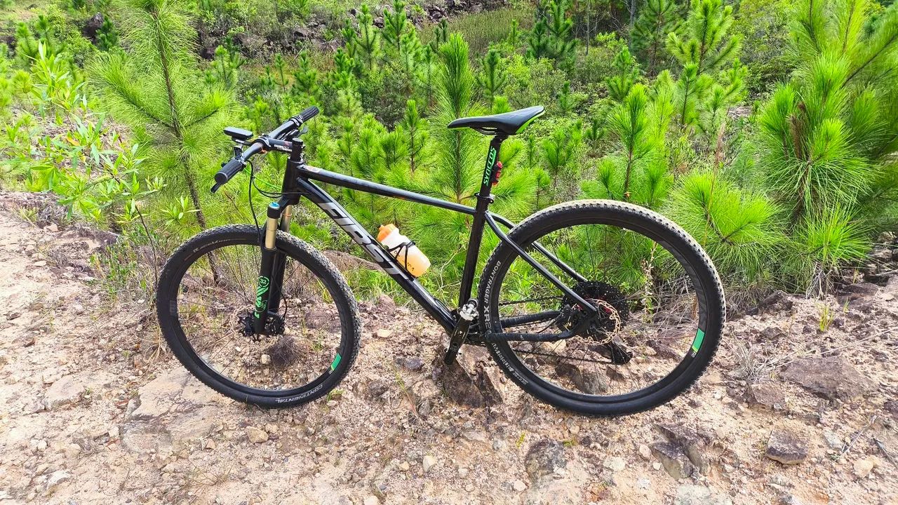 Bike First 19 com NX e Fox - Ciclismo - Sambaqui, Florianópolis