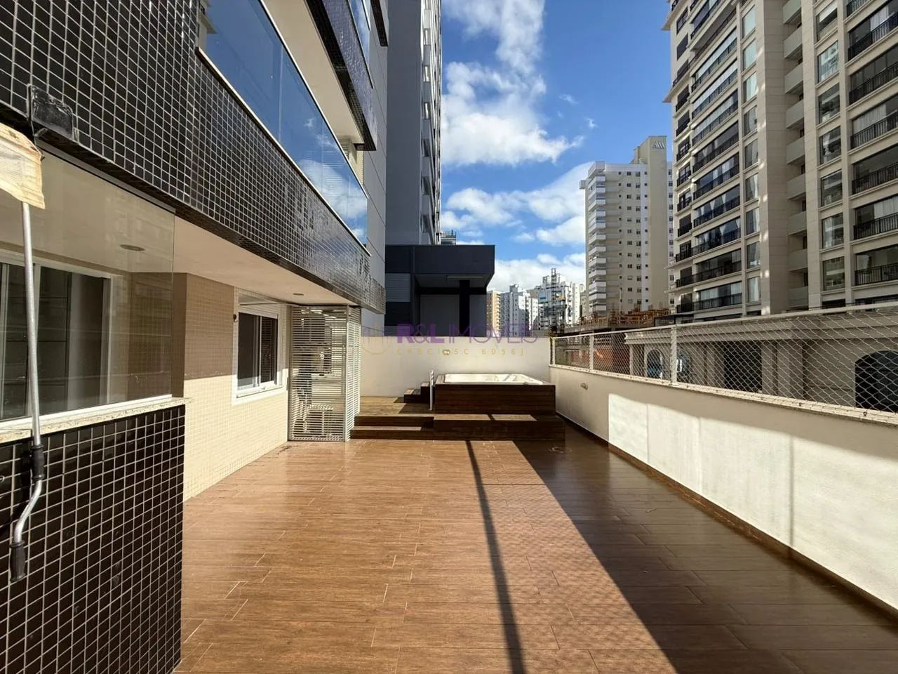 Apartamento com amplo terraço - Ronald Residence, Campinas - Foto 5