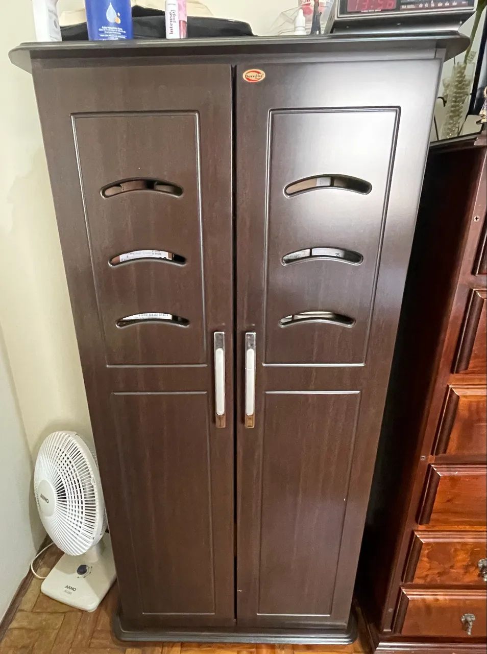Vendo sapateira de madeira. Multi Uso