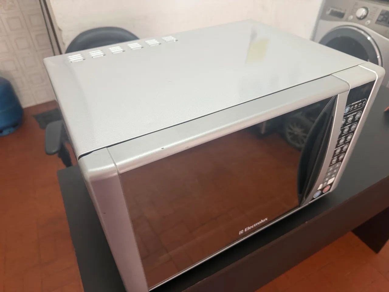 Microondas 31 litros espelhado  - Foto 4
