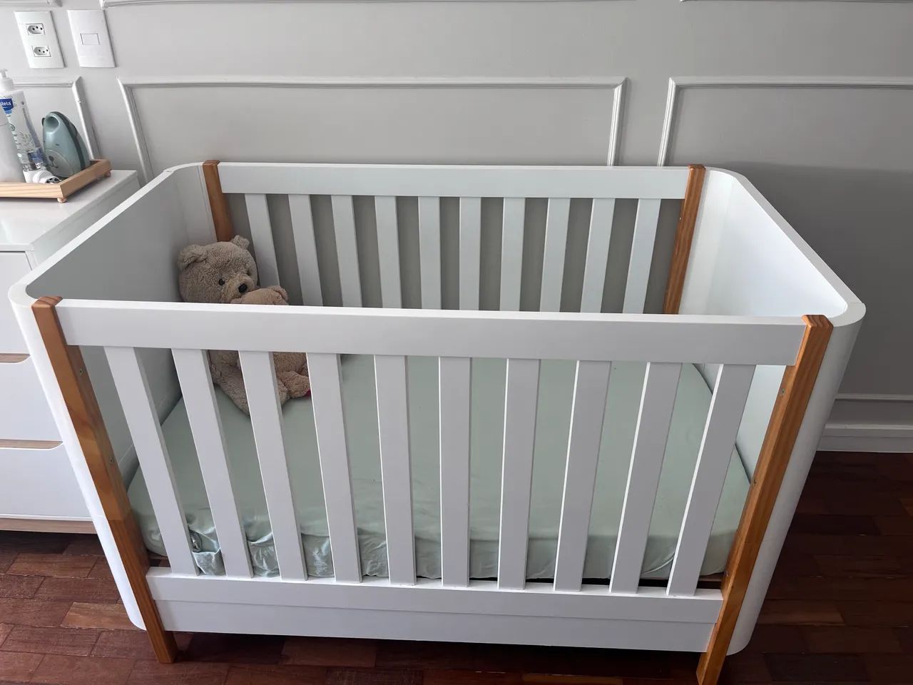 Berço Mini Cama Curvo Pina - Branco e Amêndoa 3 em 1  - Foto 2