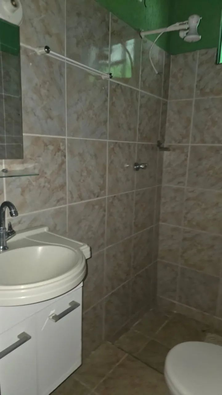 VENDO CASA C 3 QTOS, SALA, COZINHA E ETC - Foto 5
